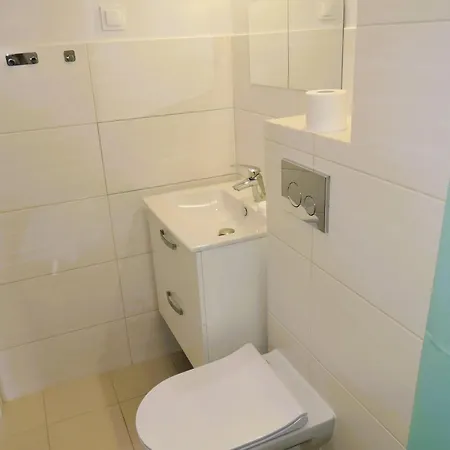 דירה In Near And Whale Park *